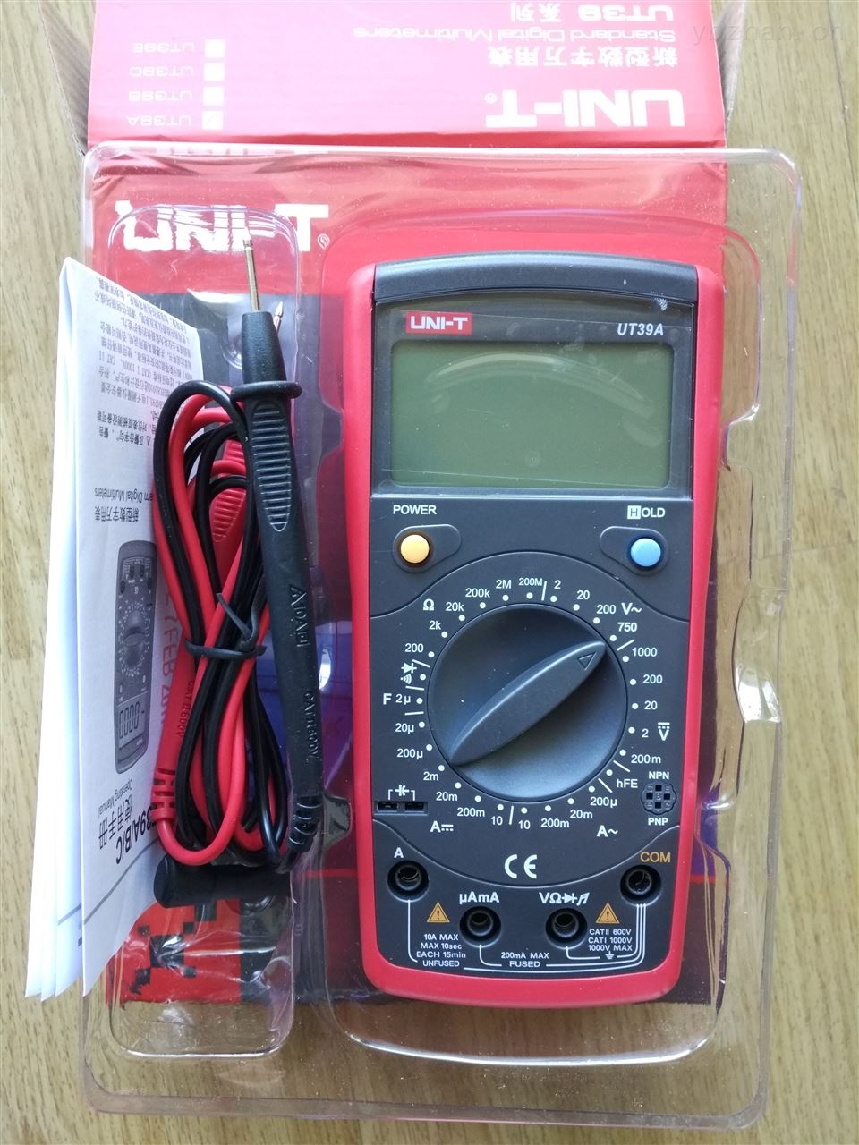 UT39A+數(shù)字萬(wàn)用表應(yīng)用